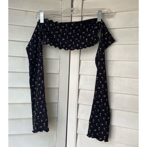 Urban Outfitters Long Sleeve Crop Top